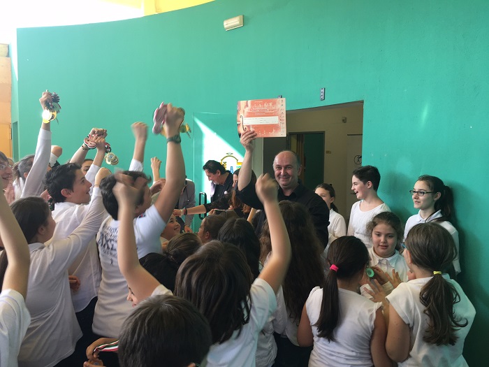 I cantori di Accademia dei Laghi doppiano la vincita al concorso canoro Omegnese. Fotogallery