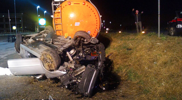 Tragedia nella notte, muore un giovane in un incidente a Trecate. Foto