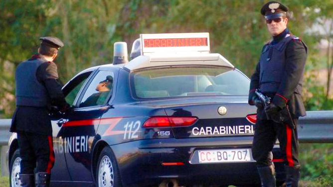  Avevano un chilo di hashish in auto, arrestati due giovani ad Orta