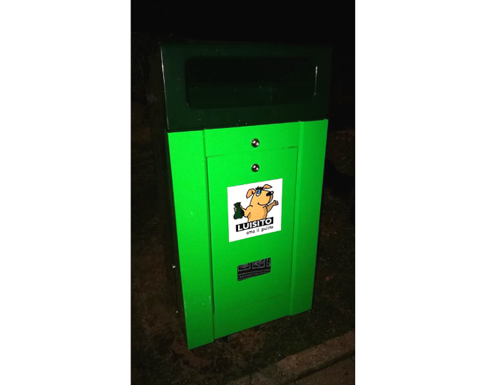 Cestini per le deiezioni di Fido, per un ambiente più pulito