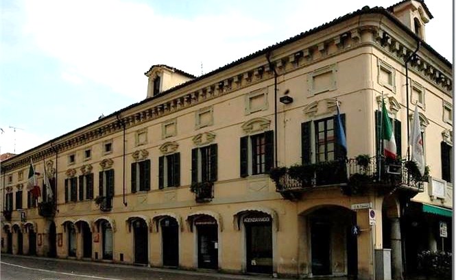 Giovedì consiglio a Borgomanero, molti punti all'ordine del giorno