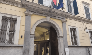 Camera Commercio zxfpuKgv4 transformed