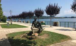 arona lungo lago statua