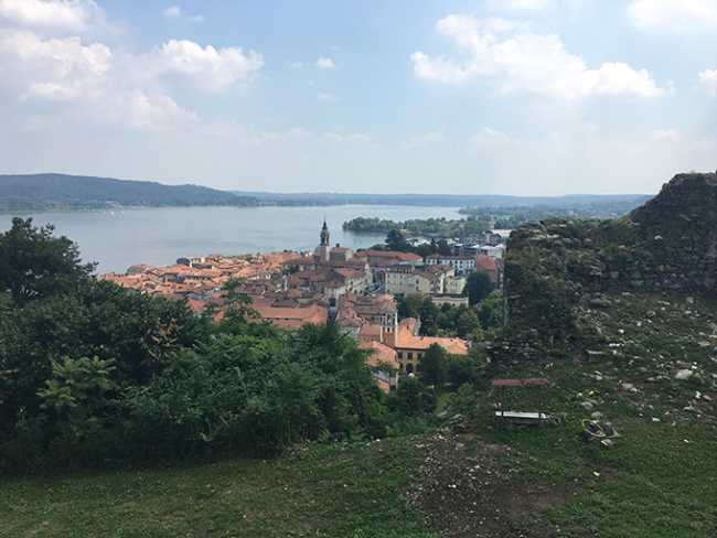 arona panoramica alto