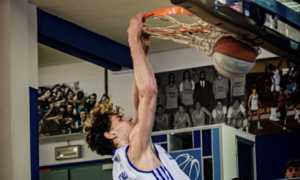 basket college canestro