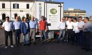 borgomanero camion frigo emporio solidale