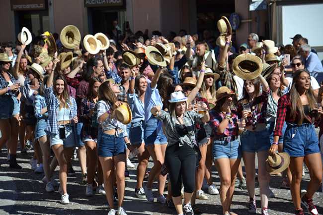 edcbb0133edbc2319e3477feb2ee0d5b885b2cb26c4dad055ada495b429f7450