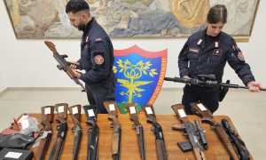 foto sequestro armi forest agrate