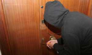 furto porta appartamento