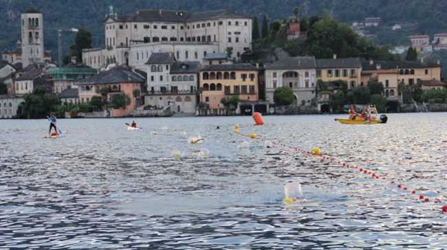nuotata sotto le stelle