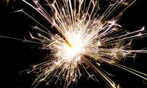 scintille fuochi artificio