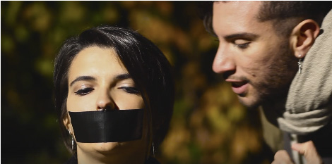 Un frame del video di Andrea Drew Arrigoni