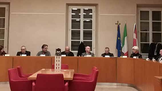 consiglio borgo novembre