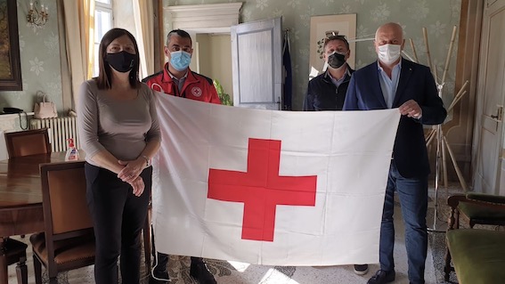 gozzano bandiera cri