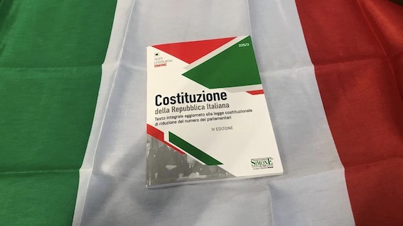 costituzione foto
