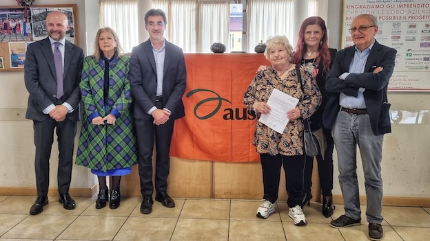 sorrisi solidali borgo