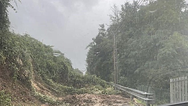 salita colombaro frana 2023