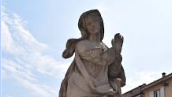 borgo statua immacolata