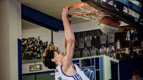 basket college canestro